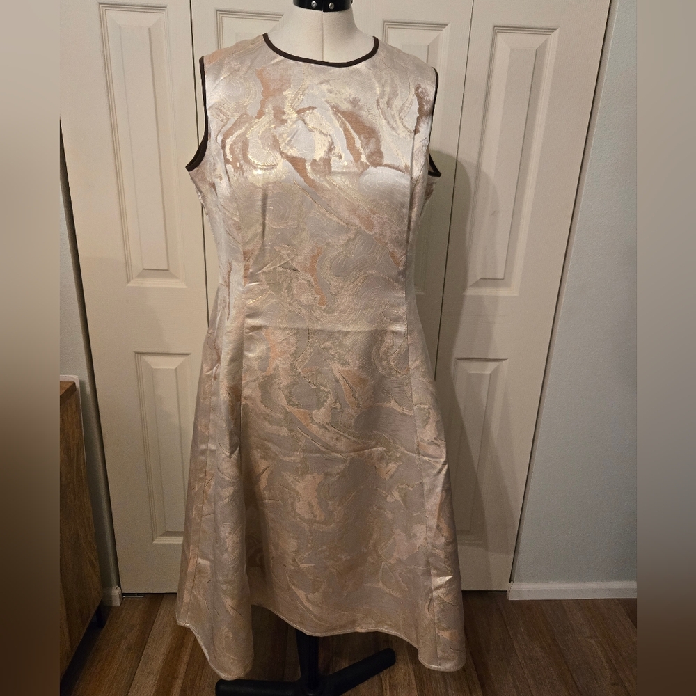 Ming Wang Sleeveless Midi Dress